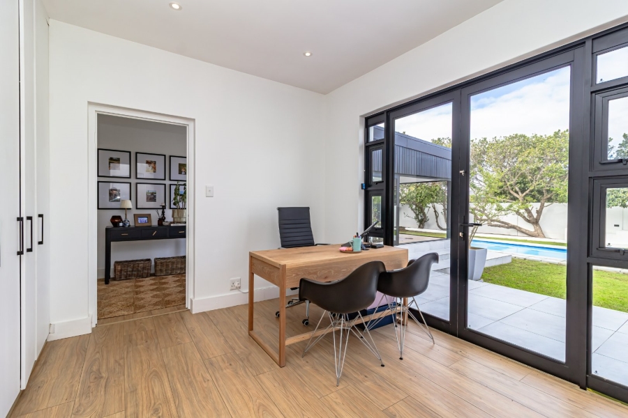 4 Bedroom Property for Sale in Vermont Western Cape